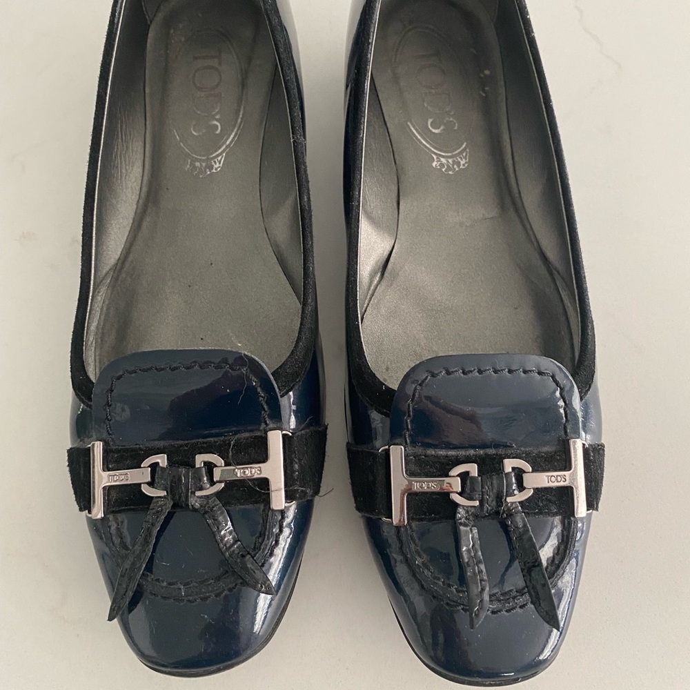 Tod’s Navy Blue Patent leather Driving Moccasin US Size 6 1/2